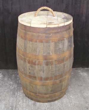 200 litre oak barrel waste bin