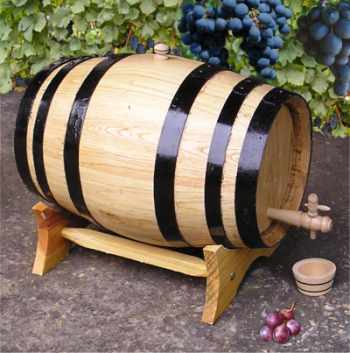 new barrel for wine, cider or beer