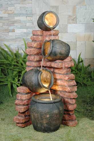 Bricks with Urns Water Feature